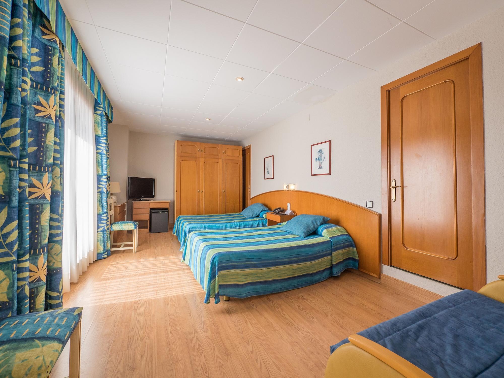 Checkin Garbi Otel Calella Dış mekan fotoğraf
