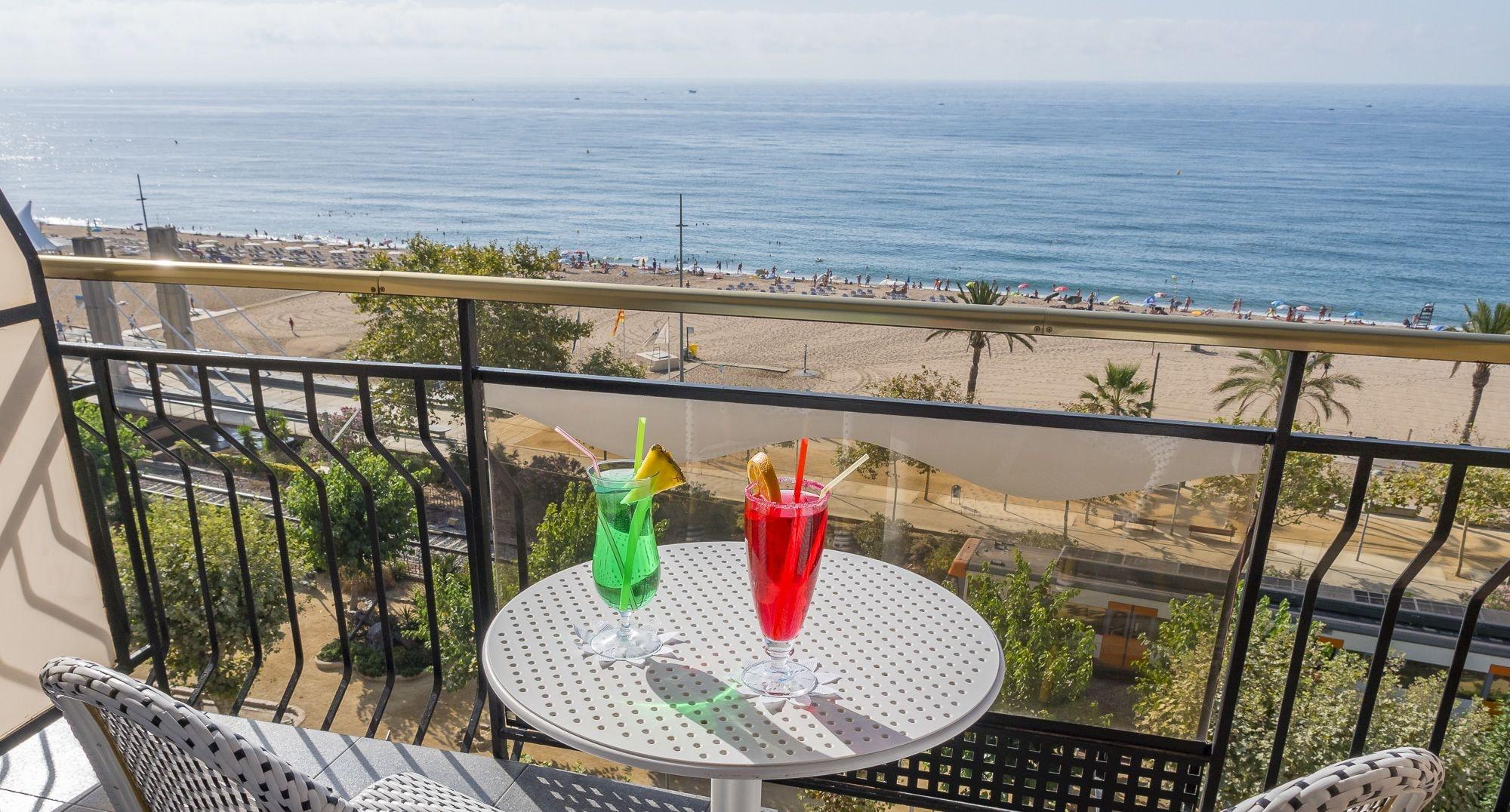 Checkin Garbi Otel Calella Dış mekan fotoğraf
