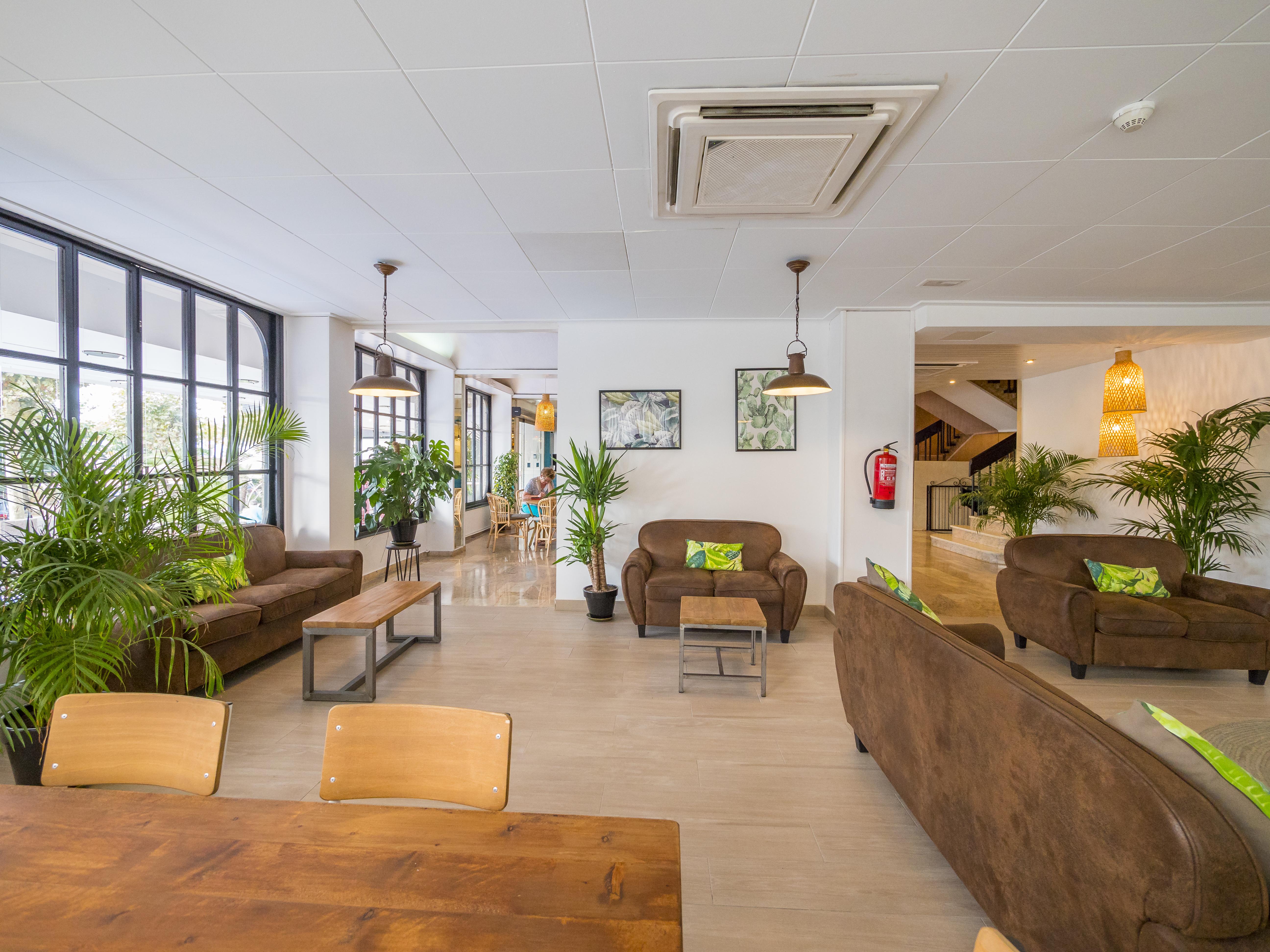 Checkin Garbi Otel Calella Dış mekan fotoğraf