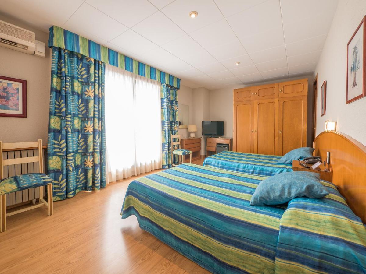 Checkin Garbi Otel Calella Dış mekan fotoğraf